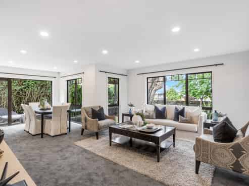 81 Owairaka Avenue, Mount Albert