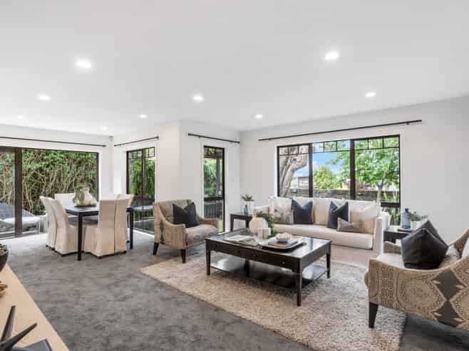 81 Owairaka Avenue, Mount Albert