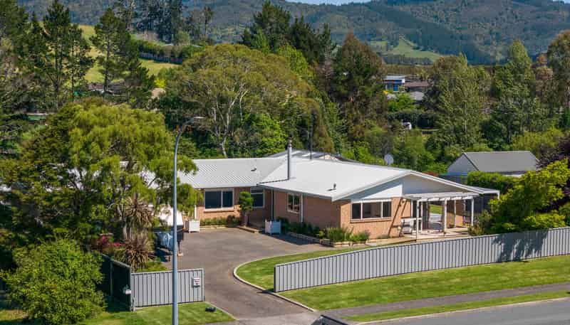 10 Highfields Drive, Katikati