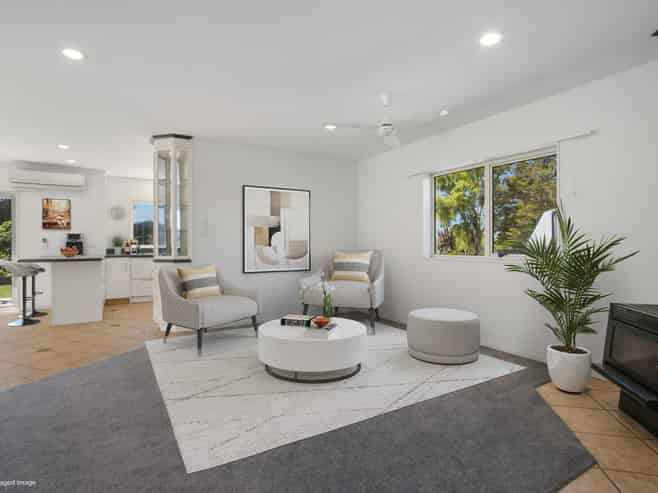 10 Highfields Drive, Katikati