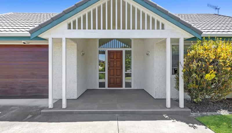 9 Gresham Place, Taradale