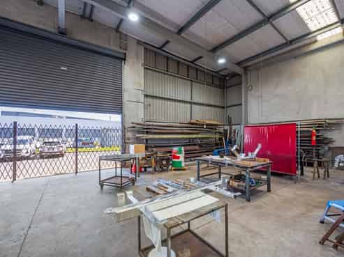 Premium Industrial Opportunity – Albany’s Hidden Gem 