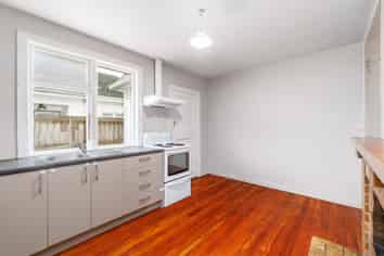 1/27 Devonport Lane, Merivale