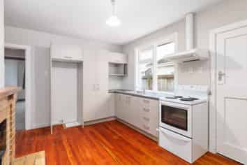 1/27 Devonport Lane, Merivale