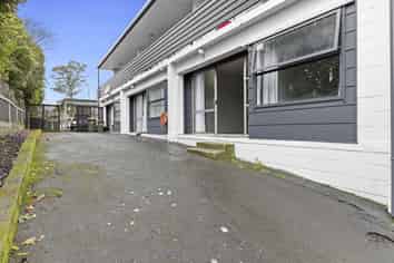 2/633 Grey Street, Hamilton East