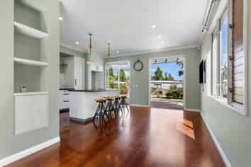 82 Orakei Road, Remuera