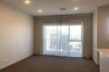 9/1 Genevieve Lane, Hobsonville