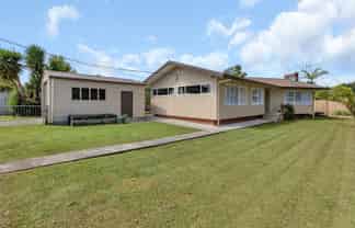 34 Carr Street, Kamo