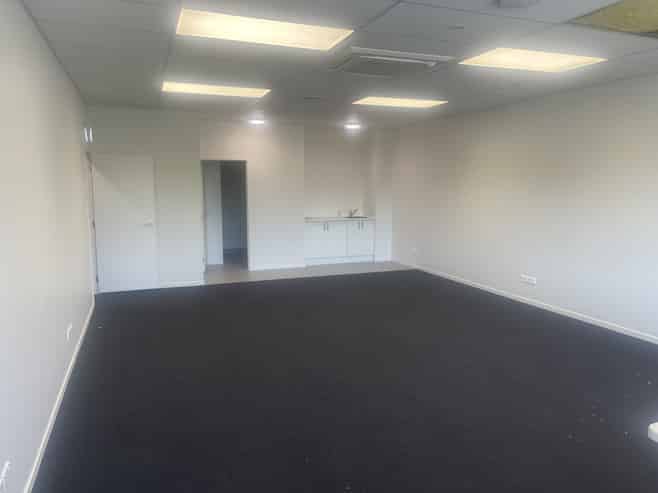High-quality tilt slab Freehold opportunity