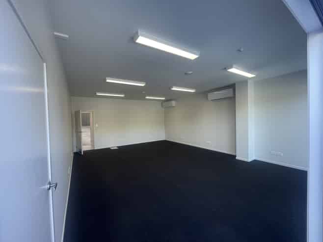 High-quality tilt slab Freehold opportunity