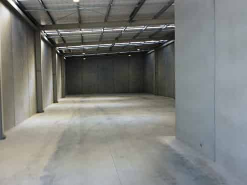 High-quality tilt slab Freehold opportunity