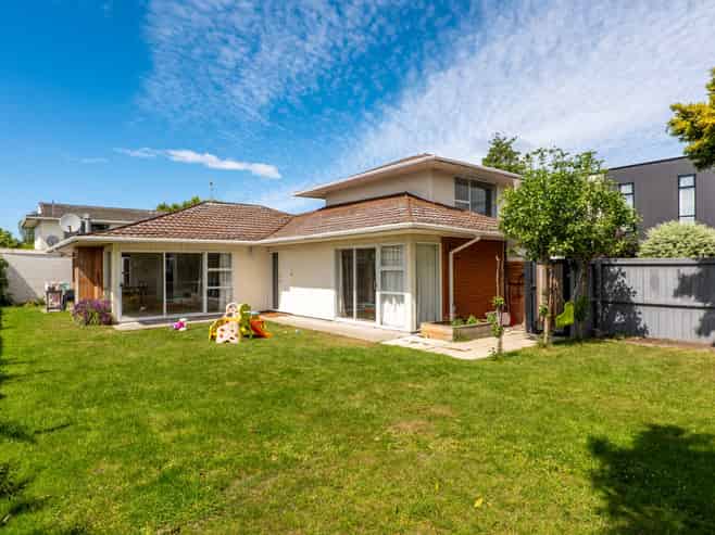 88 Office Road, Merivale