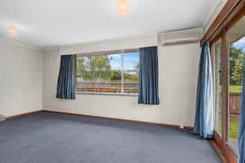 10A Amos Place, SHIRLEY