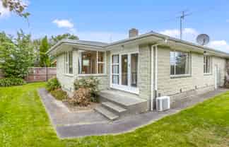 10A Amos Place, SHIRLEY