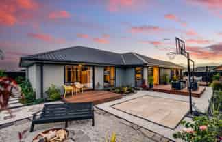 44 Candlesticks Crescent, Lincoln