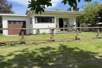 Hut 18/1538 Pareora River Road, Timaru