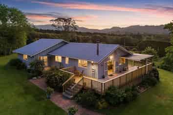 7 Walker Road East, Katikati