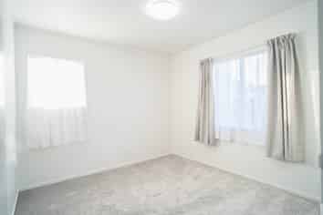 2/76 Mcannalley Street, Manurewa East