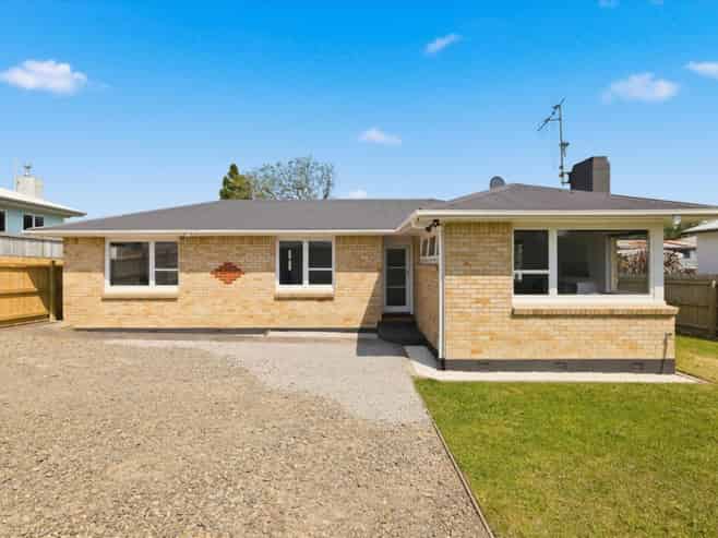 8A Seddon Street, Te Puke