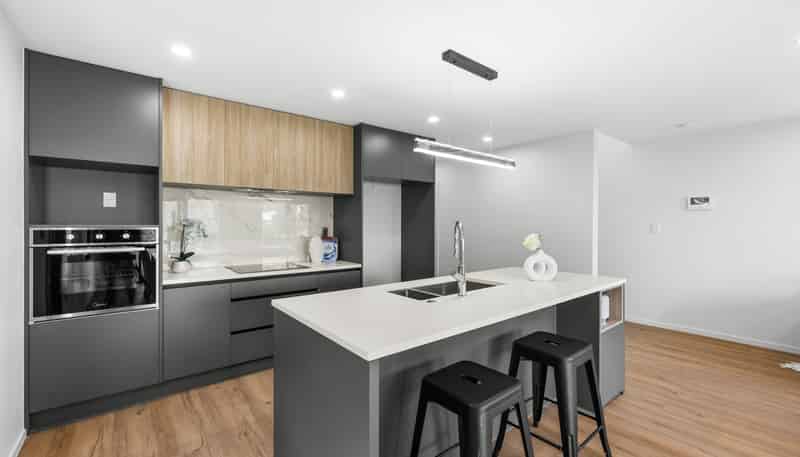 12 Nanjing Road, Pukekohe