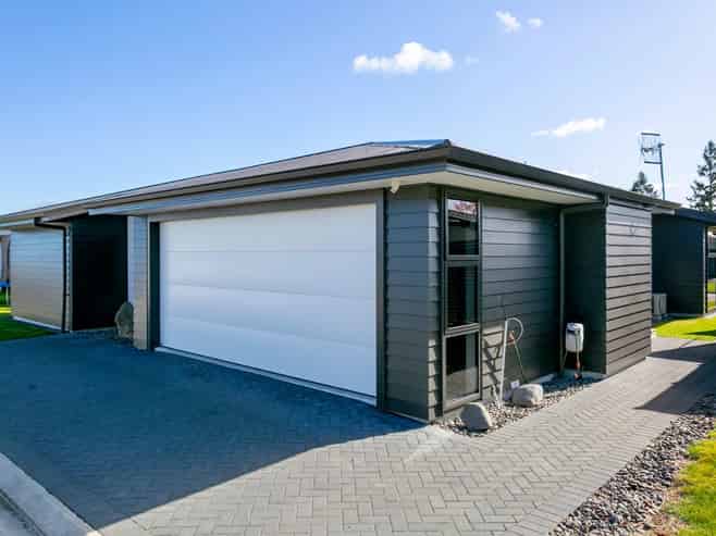 3 Bastille Court, Rangatira Park