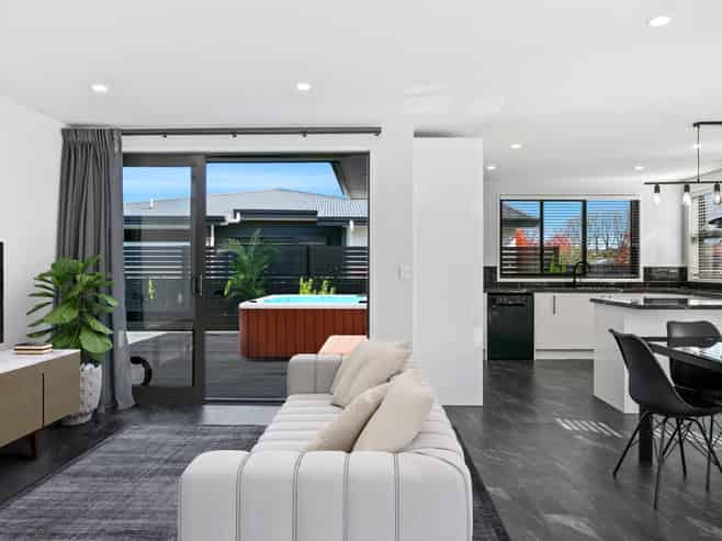 3 Bastille Court, Rangatira Park