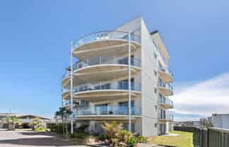 3/90 Customhouse Street, Gisborne
