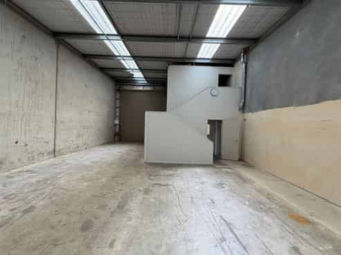 Excellent value industrial unit - one left!