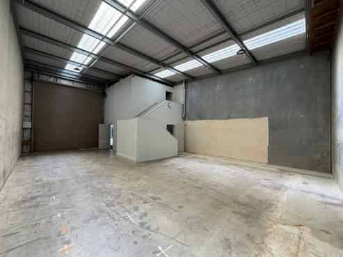 Excellent value industrial unit - one left!