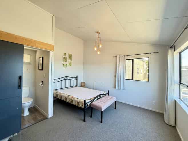 10/408 The Esplanade , Island Bay