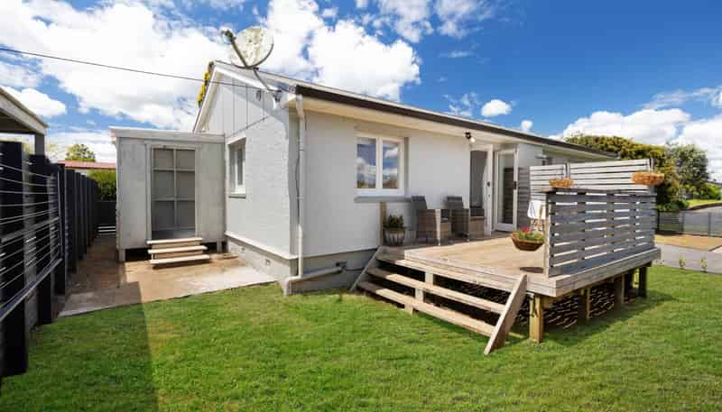 16 Gibson Road, Tuakau