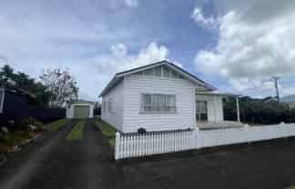 2 Karaka Street , Hawera