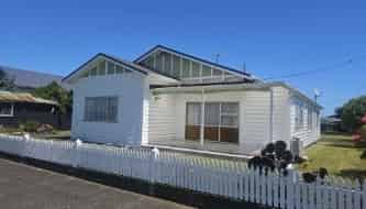 2 Karaka Street , Hawera