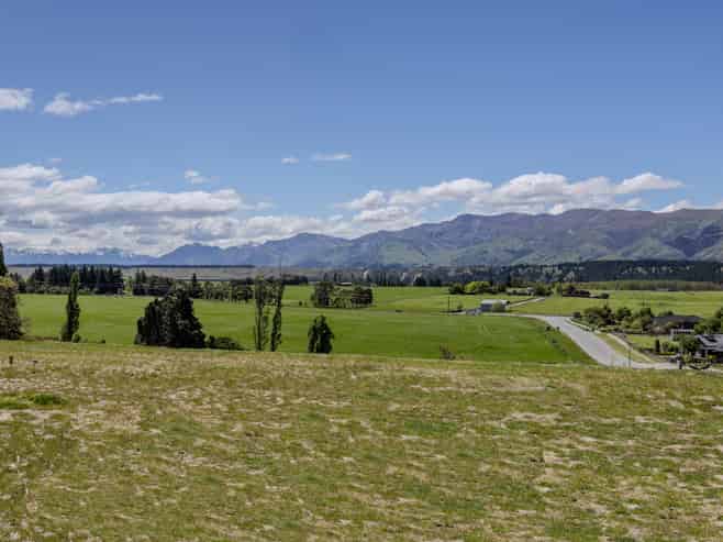 28 Atkins Road, Luggate