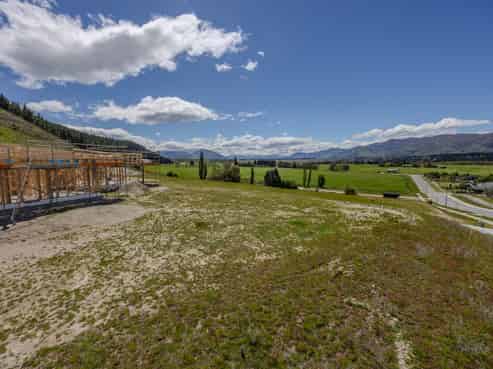 28 Atkins Road, Luggate