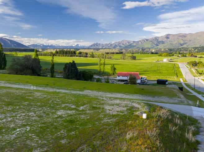 28 Atkins Road, Luggate