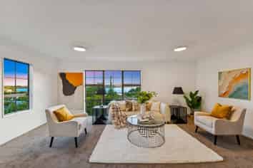 30 Hoskins Avenue, Hillsborough