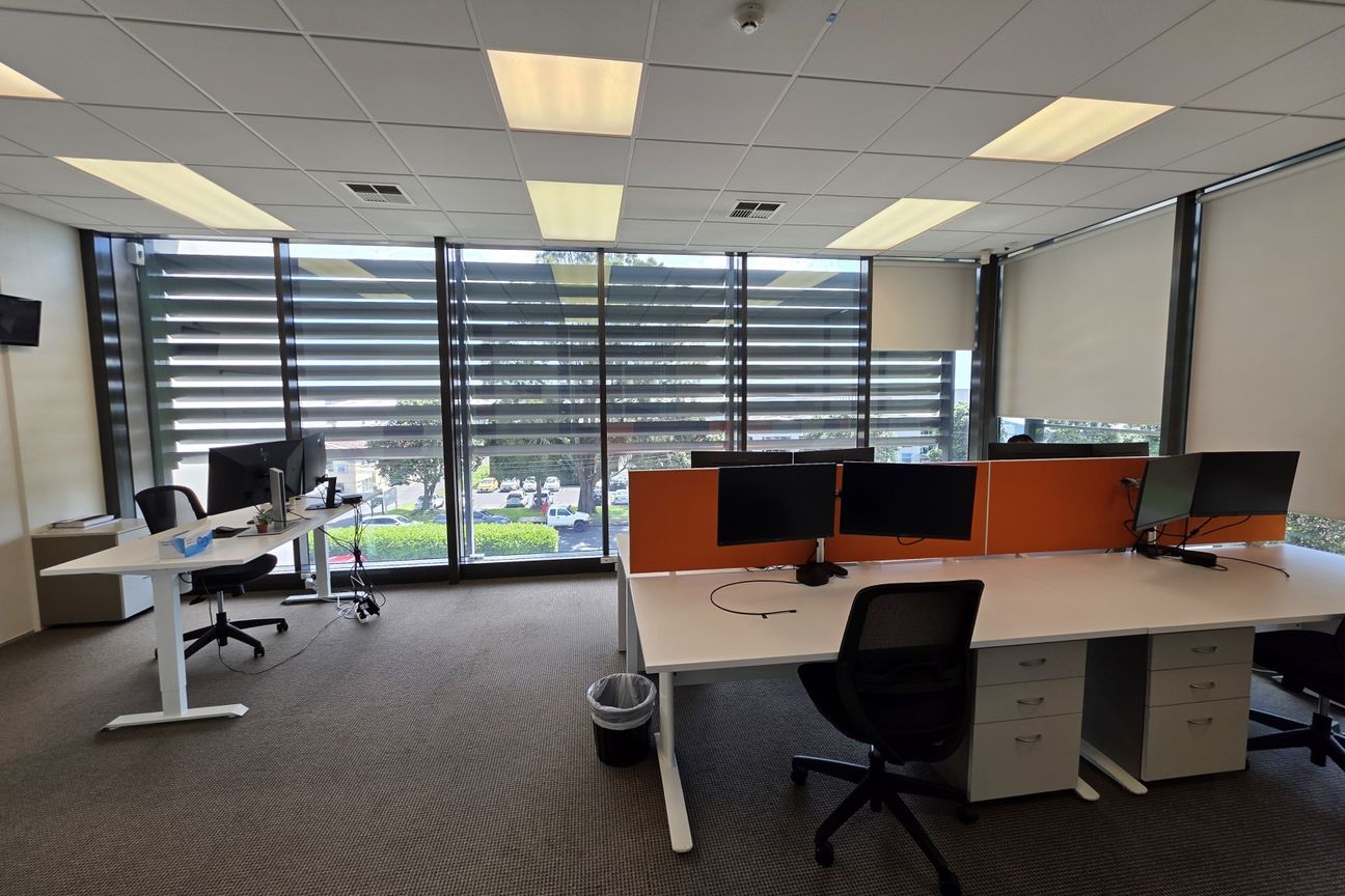 Tidy Mt Wellington office for lease - Vista 6