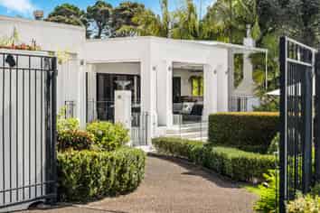 481 Paremoremo Road, Paremoremo