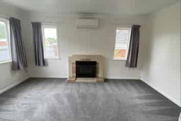 335 Western Hills Drive, Avenues