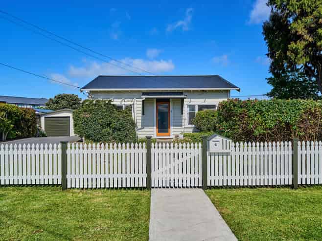 6 York Street, Moera