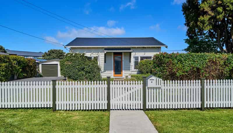 6 York Street, Moera