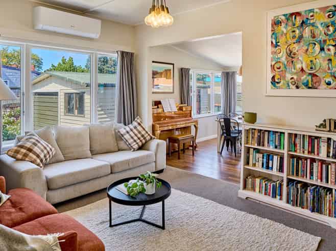 6 York Street, Moera