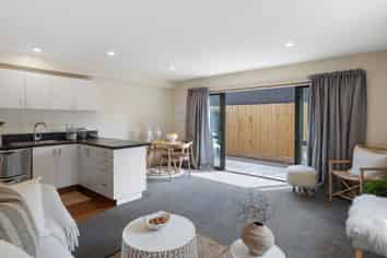 32 Peverel Street, Riccarton