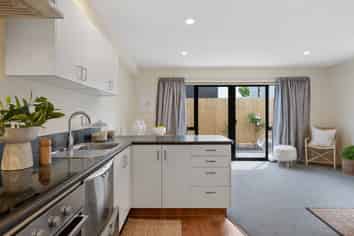 32 Peverel Street, Riccarton