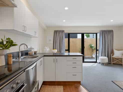 32 Peverel Street, Riccarton