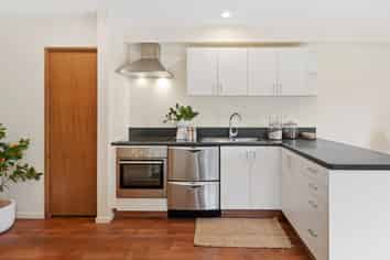 32 Peverel Street, Riccarton