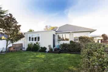 12 Westholme Street, Strowan