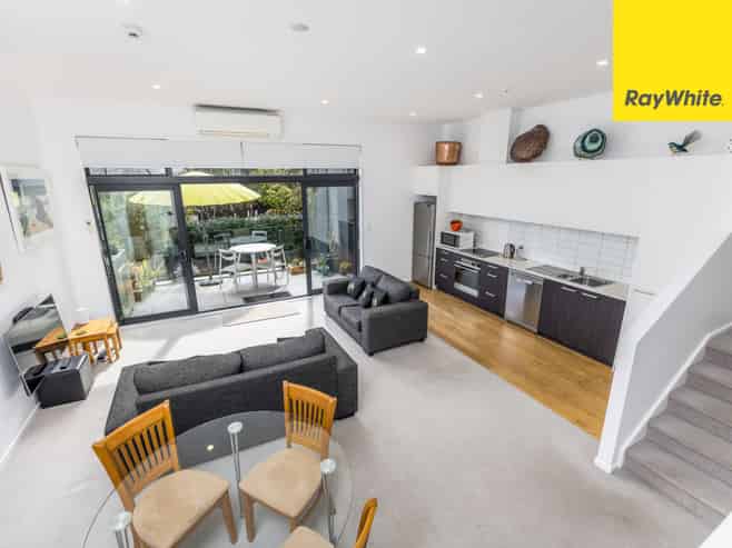 5/8 Thompson Park Road, Mount Wellington