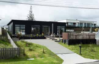 44 Moana St, Otaki Beach